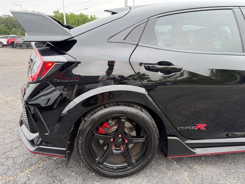 Used 2017 Honda Civic Type R image 31