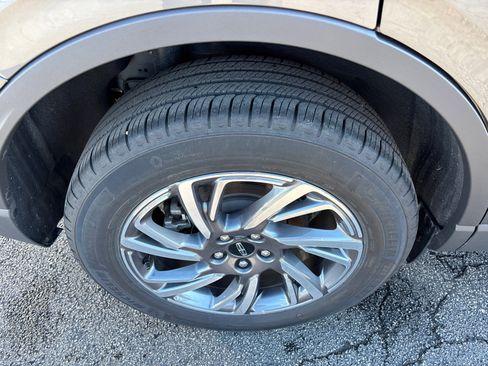 Certified 2023 Lincoln Corsair FWD w/ Equipment Group 101A image 10