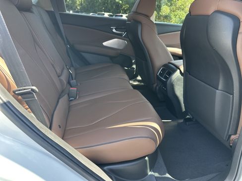 Certified 2025 Acura RDX SH-AWD w/ Advance Package image 17