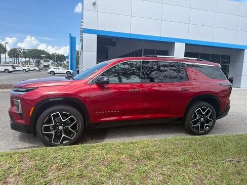Used 2025 Chevrolet Traverse High Country w/ LPO, Floor Liner Package FWD image 6