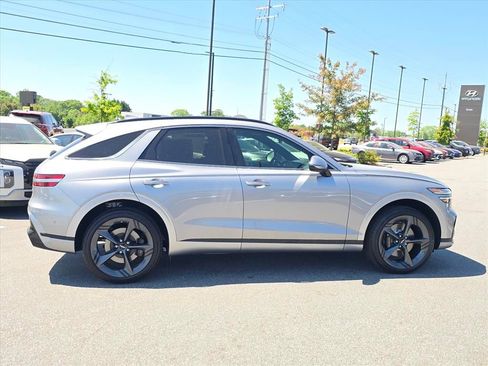 New 2026 Genesis GV70 2.5T Sport Prestige AWD/4WD image 2
