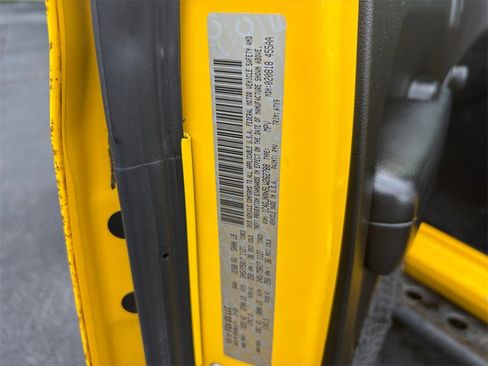 Certified 2020 Jeep Wrangler Sport image 24