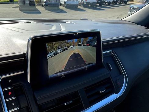 Used 2024 Chevrolet Tahoe LT image 11