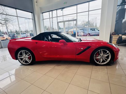 Used 2015 Chevrolet Corvette Z51 2LT Convertible w/ 2LT Preferred Equipment Group image 5