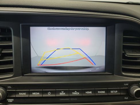 Used 2020 Hyundai Elantra SEL w/ Cargo Package (C1) FWD image 23
