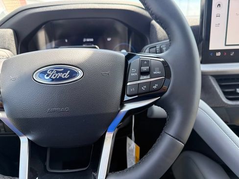 New 2026 Ford Explorer Platinum w/ LUX Leather Package AWD/4WD image 25