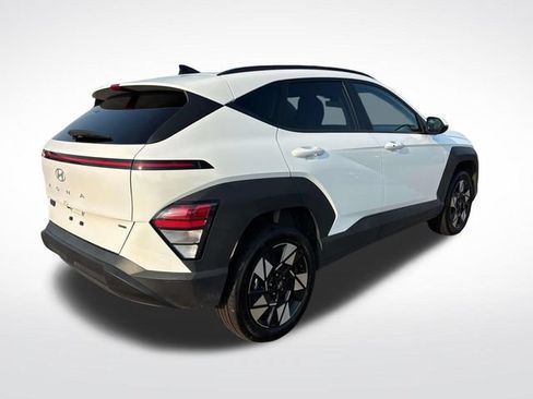 Used 2024 Hyundai Kona SEL AWD/4WD image 5