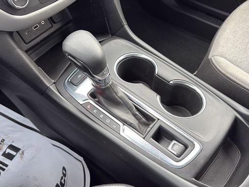 Certified 2024 Chevrolet Equinox LS image 23