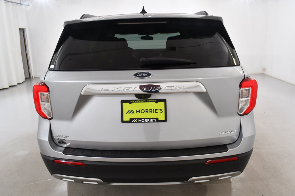 Used 2023 Ford Explorer XLT w/ Equipment Group 202A AWD/4WD image 13
