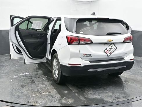 Used 2024 Chevrolet Equinox LT image 54