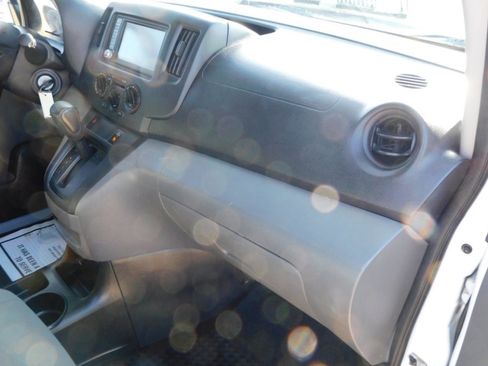 Used 2021 Nissan NV200 SV image 26