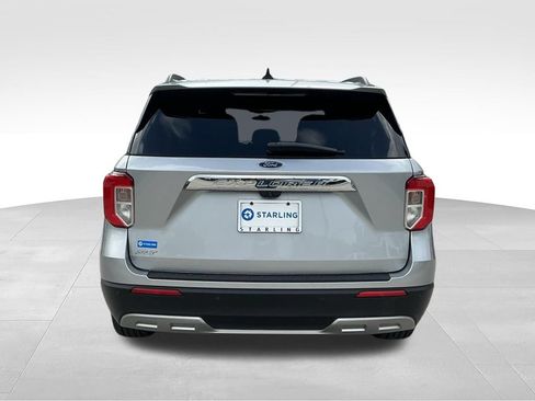 Used 2023 Ford Explorer XLT w/ Equipment Group 202A RWD image 8