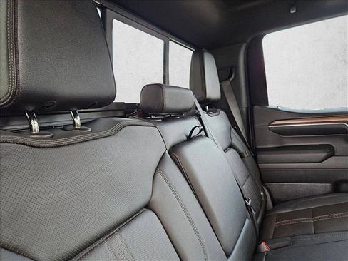 Used 2023 Chevrolet Silverado 1500 High Country w/ High Country Premium Package image 23