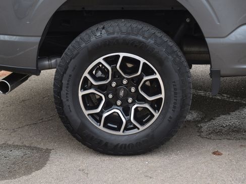 Used 2022 Ford F150 XLT w/ Equipment Group 302A High image 29