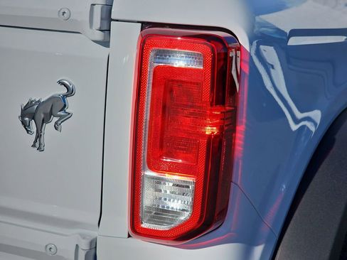 New 2026 Ford Bronco 4-Door image 38