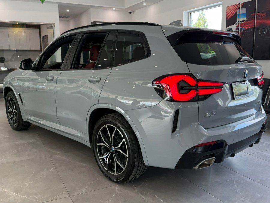 Used 2024 BMW X3 xDrive30i w/ M Sport Package AWD/4WD image 6