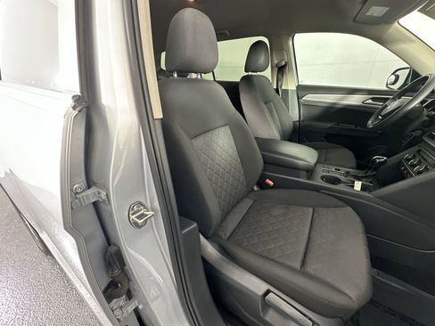Used 2018 Volkswagen Atlas S image 31