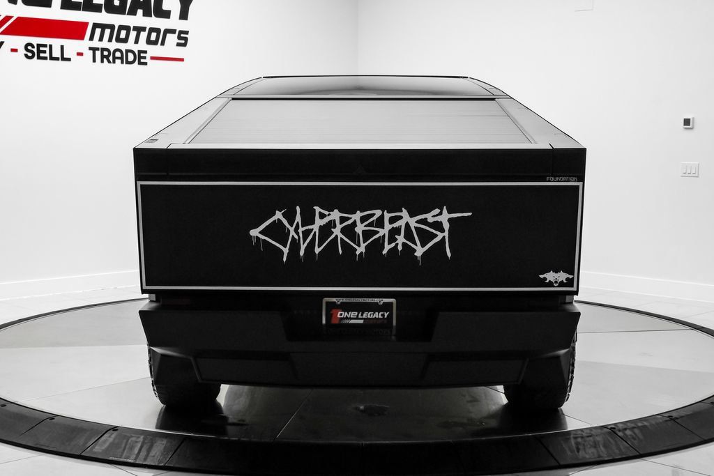 Used 2024 Tesla Cybertruck Cyberbeast AWD/4WD image 13