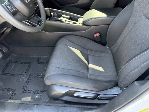 Used 2025 Honda Accord LX image 10