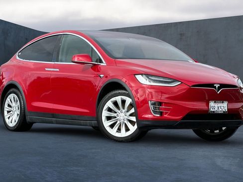 Used 2021 Tesla Model X Long Range image 2