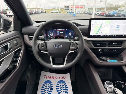 New 2026 Ford Explorer Platinum AWD/4WD image 13