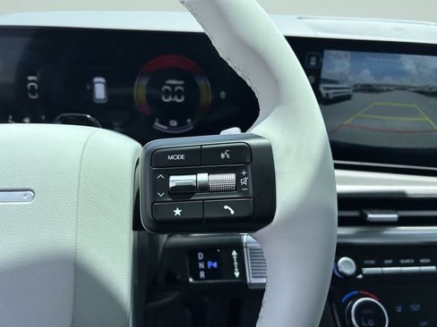 New 2026 Hyundai Santa Fe SEL FWD image 32