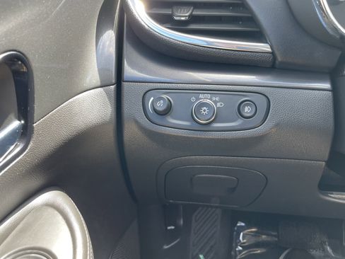 Used 2018 Buick Encore Preferred AWD/4WD image 14