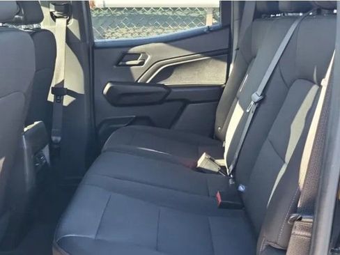 Used 2023 Chevrolet Colorado Trail Boss image 14