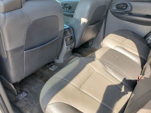 Used 2002 Chevrolet TrailBlazer LTZ image 23