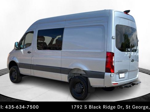 Used 2025 Mercedes-Benz Sprinter 2500 image 3