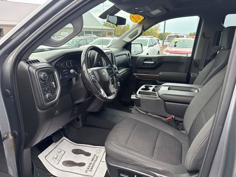 Used 2022 Chevrolet Silverado 1500 LT image 13