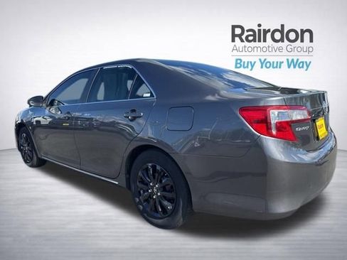 Used 2013 Toyota Camry LE image 5