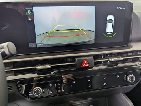 New 2026 Kia Sportage LX FWD image 22
