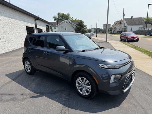 Used 2020 Kia Soul LX FWD image 6