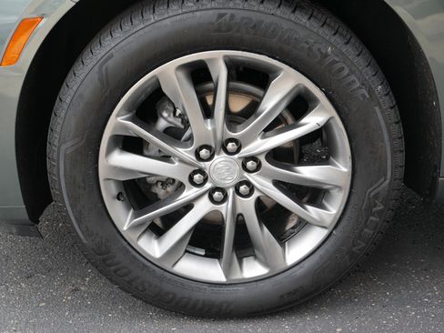 Used 2022 Buick Enclave Avenir w/ Avenir Technology Package image 15