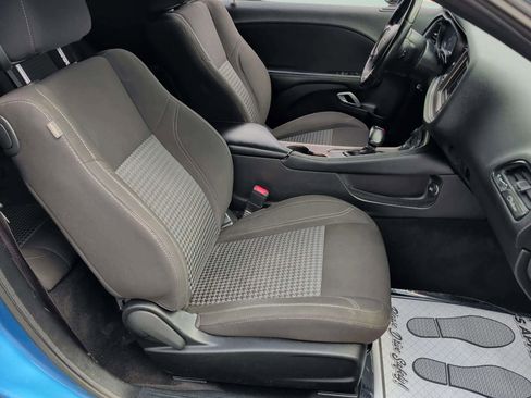 Used 2022 Dodge Challenger SXT w/ Blacktop Package image 14