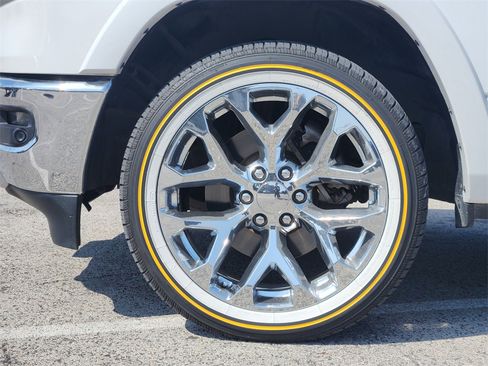 Used 2021 RAM 1500 Limited image 7