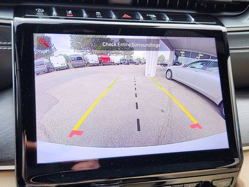 Used 2023 Jeep Grand Cherokee Limited w/ Trailer Tow Prep Group (B) image 24