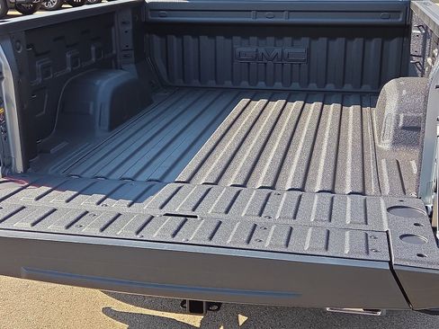 New 2026 GMC Sierra 1500 Denali image 8