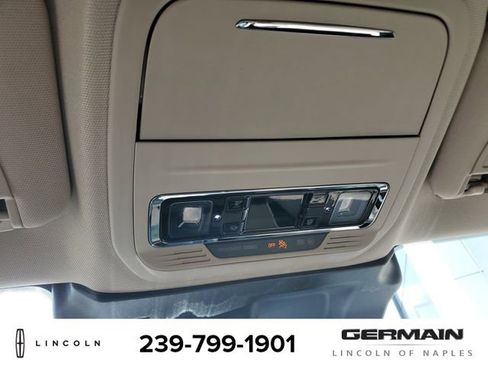 New 2025 Lincoln Corsair FWD image 32