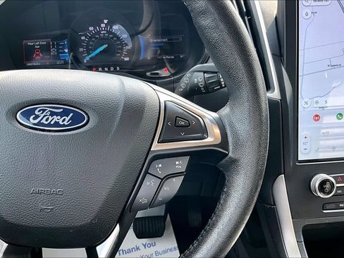 Used 2022 Ford Edge SEL AWD/4WD image 19
