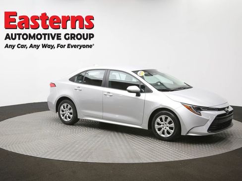 Used 2024 Toyota Corolla LE image 46