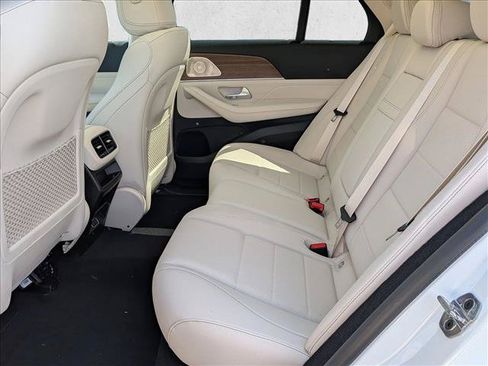 New 2026 Mercedes-Benz GLE 450 4MATIC image 18
