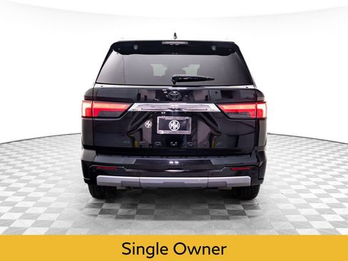 Used 2024 Toyota Sequoia Limited image 4