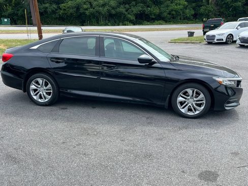 Used 2018 Honda Accord LX image 7