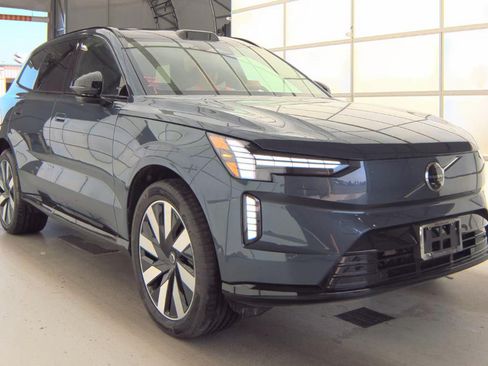 Used 2025 Volvo EX90 Plus AWD/4WD image 3