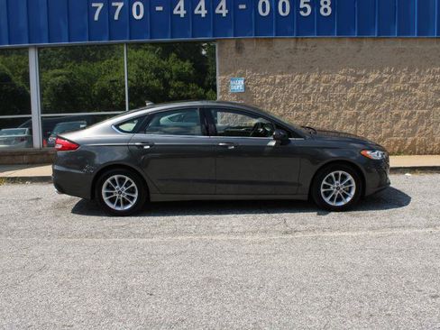 Used 2019 Ford Fusion SE image 29
