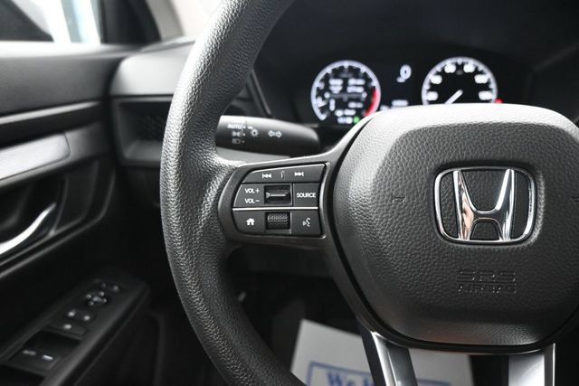 Used 2023 Honda CR-V LX image 15
