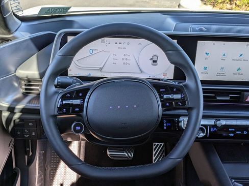 New 2024 Hyundai Ioniq 6 Limited RWD image 18