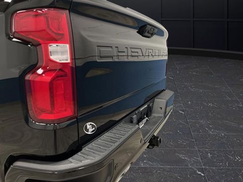 Used 2022 Chevrolet Silverado 1500 RST w/ RST All Star Premium Package image 35